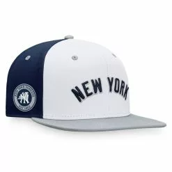 Men's New York Yankees Fanatics Branded White/Gray Iconic Color Blocked Snapback Hat