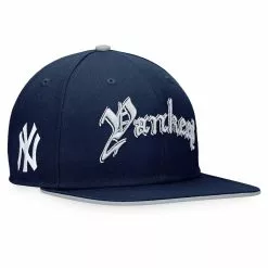 Men's New York Yankees Fanatics Branded Navy Iconic Old English Snapback Hat