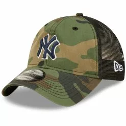 Men's New York Yankees New Era Camo Trucker 9TWENTY Snapback Hat