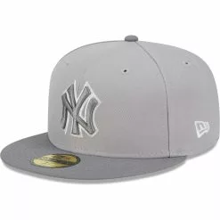Men's New York Yankees New Era Gray Green Undervisor 59FIFTY Fitted Hat