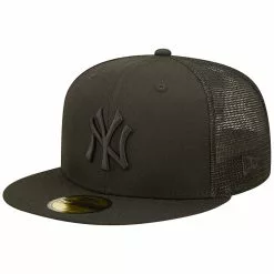 Men's New York Yankees New Era Blackout Trucker 59FIFTY Fitted Hat