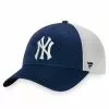Men's New York Yankees Fanatics Branded Navy/White Core Structured Trucker Snapback Hat